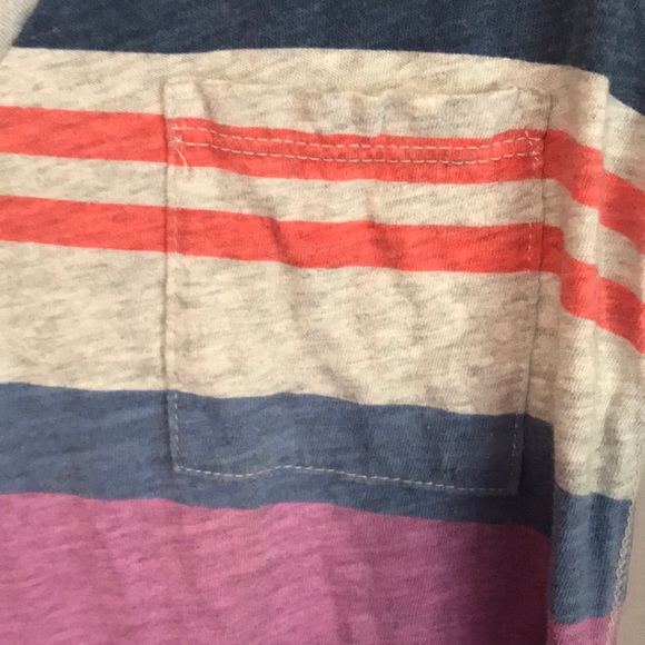 Striped v-neck frocket shirt - Picture 3 of 3